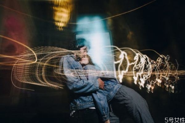 如何走出老公出軌 老公出軌怎樣走出痛苦 如何走出老公出軌 老公出軌怎樣走出痛苦