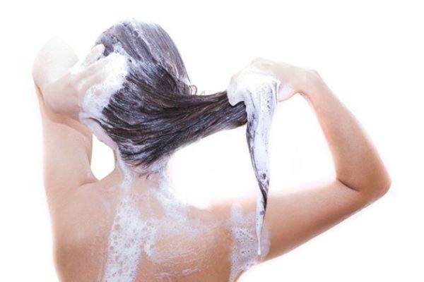 定型水怎么洗比較好 定型水效果怎么去除 定型水怎么洗比較好 定型水效果怎么去除