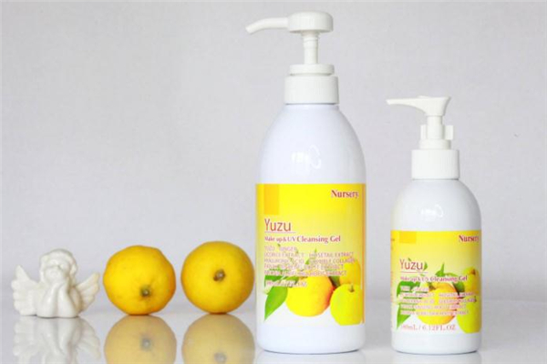 卸妝啫喱可以卸防曬霜嗎 卸妝啫喱能卸粉底液?jiǎn)?>
			  <span>卸妝啫喱可以卸防曬霜嗎 卸妝啫喱能卸粉底液?jiǎn)?/span>
              <i>0</i> 
			</a>
                            
        </li>
                <li>
                          <a href=