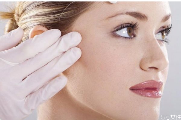 雙下巴打瘦臉針有用嗎 打瘦臉針可以瘦雙下巴嗎 雙下巴打瘦臉針有用嗎 打瘦臉針可以瘦雙下巴嗎