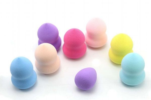 美妝蛋可不可以用卸妝水清洗 美妝蛋用卸妝水怎么清洗 美妝蛋可不可以用卸妝水清洗 美妝蛋用卸妝水怎么清洗