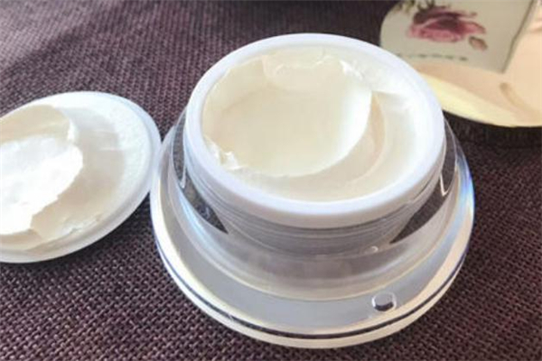 珍珠膏有激素嗎 珍珠膏可以長(zhǎng)期使用嗎