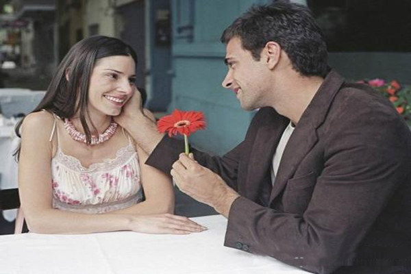 男生會(huì)和不喜歡的女生看電影嗎 男生為什么會(huì)和不喜歡的女生看電影 男生會(huì)和不喜歡的女生看電影嗎 男生為什么會(huì)和不喜歡的女生看電影