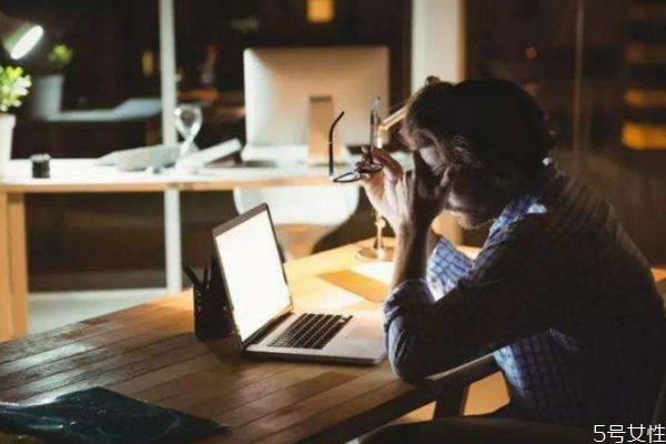 女性氣虛會(huì)肥胖嗎 氣虛會(huì)使女性肥胖嗎 女性氣虛會(huì)肥胖嗎 氣虛會(huì)使女性肥胖嗎