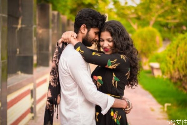 如何對待老公反復(fù)出軌 報復(fù)出軌男的高端方法 如何對待老公反復(fù)出軌 報復(fù)出軌男的高端方法