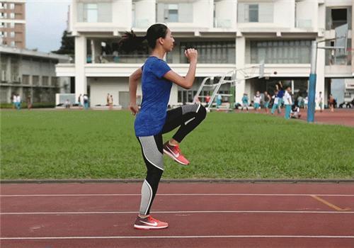 做高抬腿做多久有效 做高抬腿做多長時(shí)間減肥 做高抬腿做多久有效 做高抬腿做多長時(shí)間減肥