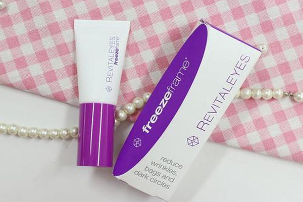 freeze frame眼霜和怡麗絲爾眼霜對比 freeze frame眼霜的功效 freeze frame眼霜和怡麗絲爾眼霜對比 freeze frame眼霜的功效