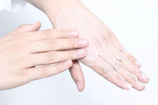 手膜不能用什么手套 使用手膜要注意什么 手膜不能用什么手套 使用手膜要注意什么