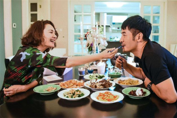 異地夫妻最好不要超過(guò)幾年 異地夫妻能堅(jiān)持多久 異地夫妻最好不要超過(guò)幾年 異地夫妻能堅(jiān)持多久