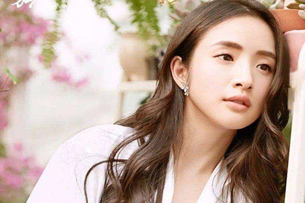 夏天適合燙什么發(fā)型 夏天燙什么發(fā)型好看 夏天適合燙什么發(fā)型 夏天燙什么發(fā)型好看