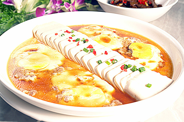 過橋豆腐用嫩豆腐還是老豆腐 過橋豆腐怎么選 過橋豆腐用嫩豆腐還是老豆腐 過橋豆腐怎么選