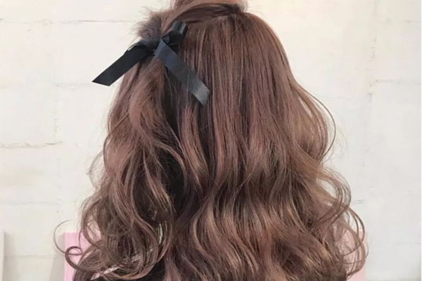 木馬燙和紋理燙哪個(gè)好看 木馬燙和紋理燙怎么選擇 木馬燙和紋理燙哪個(gè)好看 木馬燙和紋理燙怎么選擇