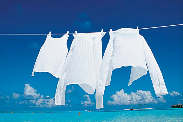 洗好的衣服正曬好反曬好 洗好的衣服正曬還是反曬 洗好的衣服正曬好反曬好 洗好的衣服正曬還是反曬