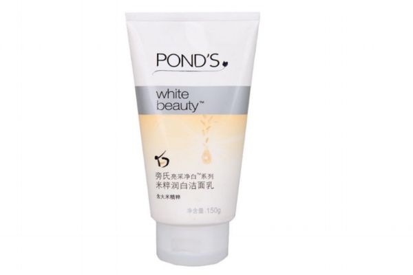 化妝后用洗面奶可以洗干凈嗎 化妝直接用洗面奶洗可以嗎 化妝后用洗面奶可以洗干凈嗎 化妝直接用洗面奶洗可以嗎