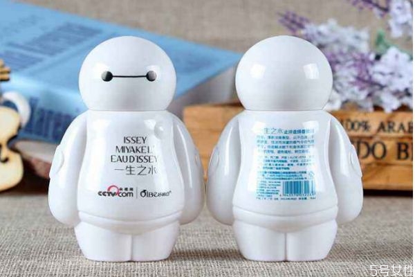 止汗露滾珠和噴霧哪個好 止汗露滾珠和噴霧有什么區(qū)別 止汗露滾珠和噴霧哪個好 止汗露滾珠和噴霧有什么區(qū)別