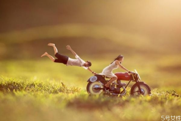 如何度過(guò)感情疲憊期 感情疲憊期該怎么做 如何度過(guò)感情疲憊期 感情疲憊期該怎么做