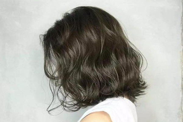 齊脖燙減齡嗎 齊脖燙顯小嗎 齊脖燙減齡嗎 齊脖燙顯小嗎