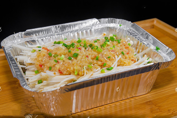 錫紙蒜蓉金針菇的做法 錫紙蒜蓉金針菇怎么做好吃 錫紙蒜蓉金針菇的做法 錫紙蒜蓉金針菇怎么做好吃