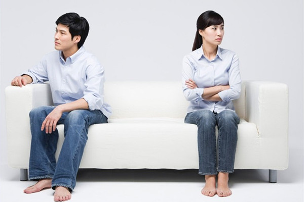 夫妻如何打破冷戰(zhàn)局面 夫妻打破冷戰(zhàn)局面的方法 夫妻如何打破冷戰(zhàn)局面 夫妻打破冷戰(zhàn)局面的方法