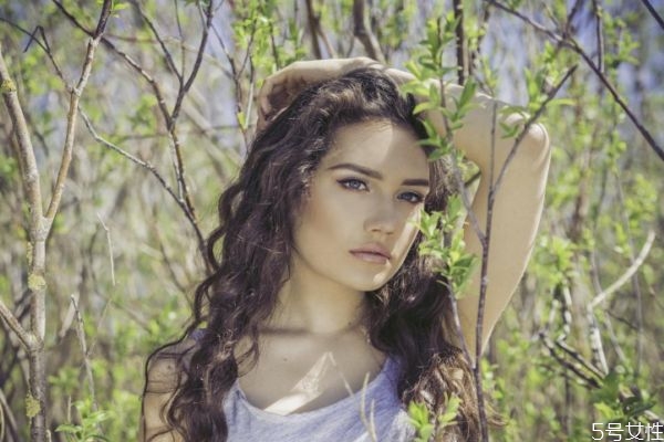 中年女性婚外情的原因有什么 為什么中年女性會婚外情 中年女性婚外情的原因有什么 為什么中年女性會婚外情