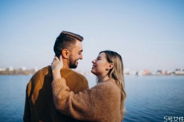 老公對你冷漠怎么辦 怎么解決老公對你冷漠的問題 老公對你冷漠怎么辦 怎么解決老公對你冷漠的問題