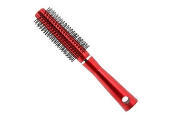 卷發(fā)梳子纏頭發(fā)拿不下怎么辦 圓滾梳子正確用法 卷發(fā)梳子纏頭發(fā)拿不下怎么辦 圓滾梳子正確用法