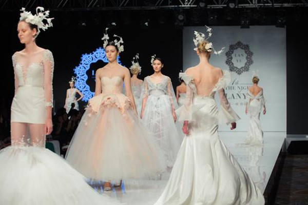 胖人選婚紗要注意什么 胖人選婚紗的注意事項 胖人選婚紗要注意什么 胖人選婚紗的注意事項