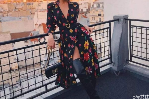 什么是茶歇裙 茶歇裙有什么特點(diǎn) 什么是茶歇裙 茶歇裙有什么特點(diǎn)