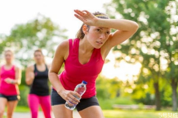 學生黨暴瘦的秘訣 學生黨應該怎么減肥 學生黨暴瘦的秘訣 學生黨應該怎么減肥