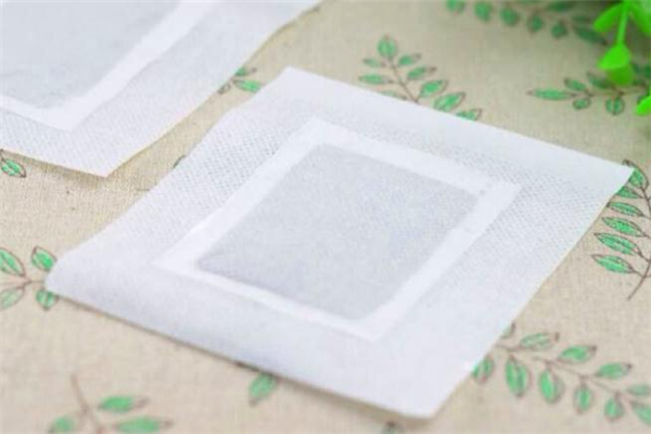 貼足貼腳底為什么出油 足貼排出來的油是什么 貼足貼腳底為什么出油 足貼排出來的油是什么