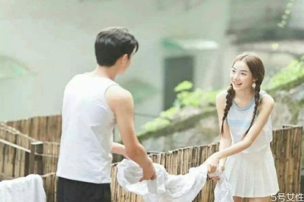 老公愛(ài)不愛(ài)你只看一點(diǎn) 男人不愛(ài)老婆的表現(xiàn)