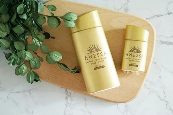 涂防曬的誤區(qū)有哪些 涂防曬的錯(cuò)誤方法有哪些 涂防曬的誤區(qū)有哪些 涂防曬的錯(cuò)誤方法有哪些