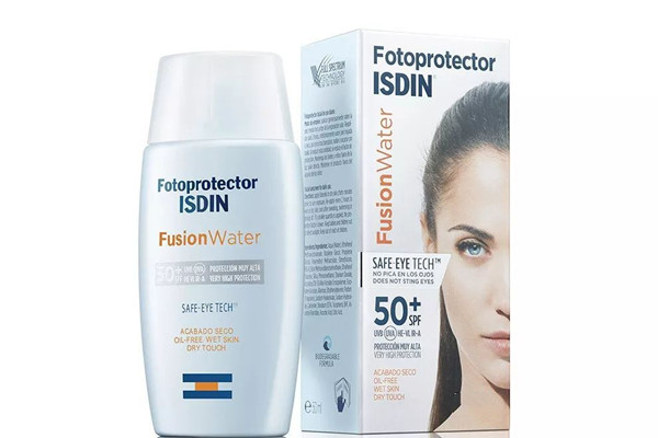 涂防曬的誤區(qū)有哪些 涂防曬的錯(cuò)誤方法有哪些 涂防曬的誤區(qū)有哪些 涂防曬的錯(cuò)誤方法有哪些