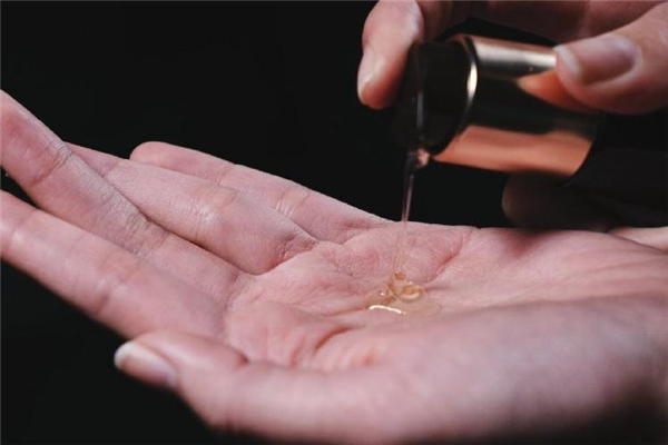 阿芙摩洛哥護(hù)發(fā)精油怎么樣 阿芙摩洛哥護(hù)發(fā)精油好用嗎 阿芙摩洛哥護(hù)發(fā)精油怎么樣 阿芙摩洛哥護(hù)發(fā)精油好用嗎