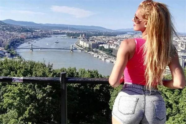 假體豐臀是永久的嗎 假體豐臀能放一輩子嗎 假體豐臀是永久的嗎 假體豐臀能放一輩子嗎