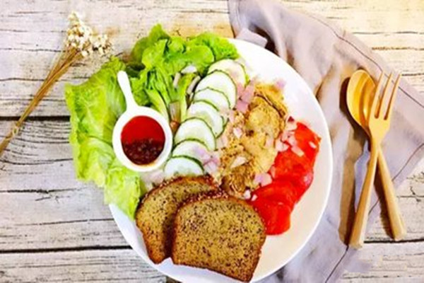 運動完很餓吃什么好 運動完適合吃什么 運動完很餓吃什么好 運動完適合吃什么