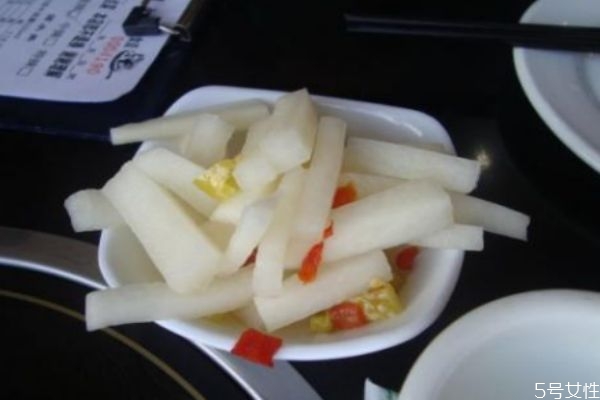 酸蘿卜怎么做好吃 酸蘿卜的簡單做法 酸蘿卜怎么做好吃 酸蘿卜的簡單做法