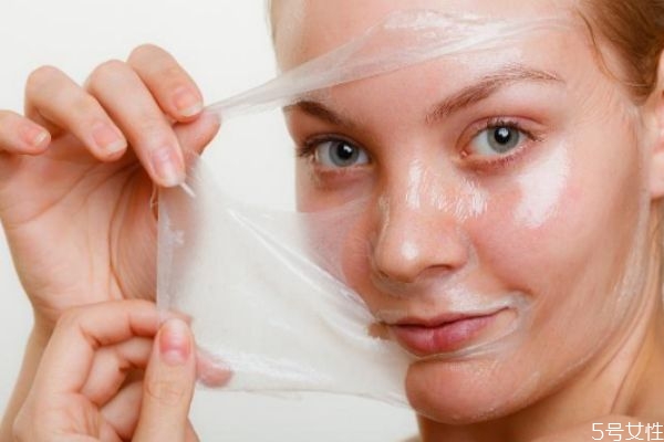 用了去角質還需不需要用洗面奶 去角質跟洗面奶哪個先用