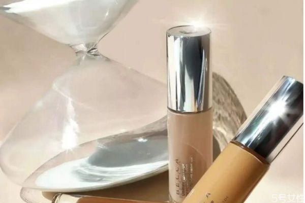 水光肌和奶油肌區(qū)別 水光肌和奶油肌的不同 水光肌和奶油肌區(qū)別 水光肌和奶油肌的不同