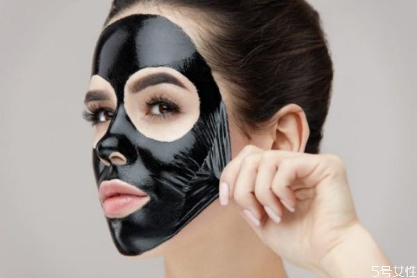 面膜可以長時間放在冰箱里嗎 面膜使用小技巧 面膜可以長時間放在冰箱里嗎 面膜使用小技巧