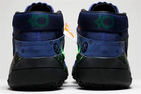 耐克kd13開(kāi)箱測(cè)評(píng) 杜蘭特13代球鞋開(kāi)箱測(cè)評(píng) 耐克kd13開(kāi)箱測(cè)評(píng) 杜蘭特13代球鞋開(kāi)箱測(cè)評(píng)