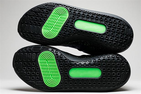 耐克kd13開(kāi)箱測(cè)評(píng) 杜蘭特13代球鞋開(kāi)箱測(cè)評(píng) 耐克kd13開(kāi)箱測(cè)評(píng) 杜蘭特13代球鞋開(kāi)箱測(cè)評(píng)