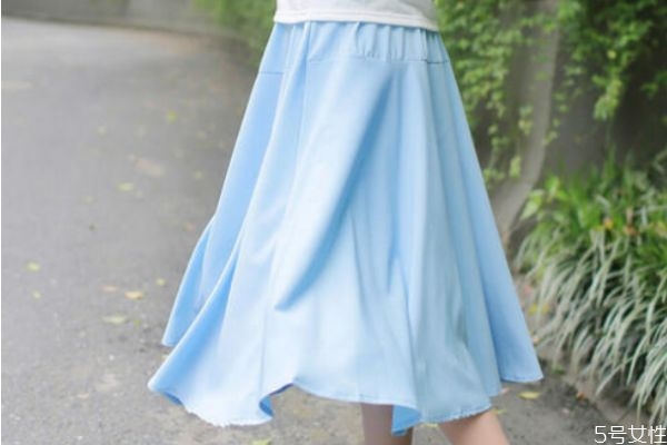 森林系裙子配什么鞋子 森林系裙子應(yīng)該怎么搭配 森林系裙子配什么鞋子 森林系裙子應(yīng)該怎么搭配
