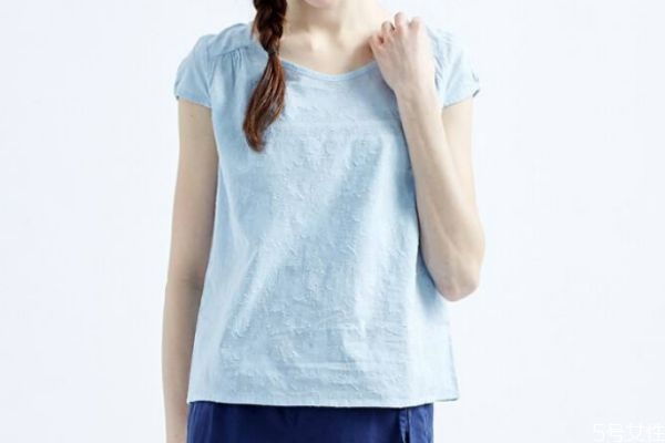 T桖怎么搭配褲子好看 T桖搭配褲子的方法 T桖怎么搭配褲子好看 T桖搭配褲子的方法