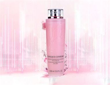 柔膚水和柔膚露是一樣的嗎 柔膚水和柔膚露的區(qū)別 柔膚水和柔膚露是一樣的嗎 柔膚水和柔膚露的區(qū)別