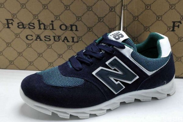 阿甘鞋配什么褲子好看 阿甘鞋怎么搭配褲子 阿甘鞋配什么褲子好看 阿甘鞋怎么搭配褲子