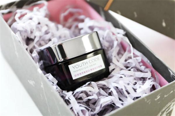 歐萊雅充電眼霜成分 歐萊雅充電眼霜孕婦可以用嗎 歐萊雅充電眼霜成分 歐萊雅充電眼霜孕婦可以用嗎