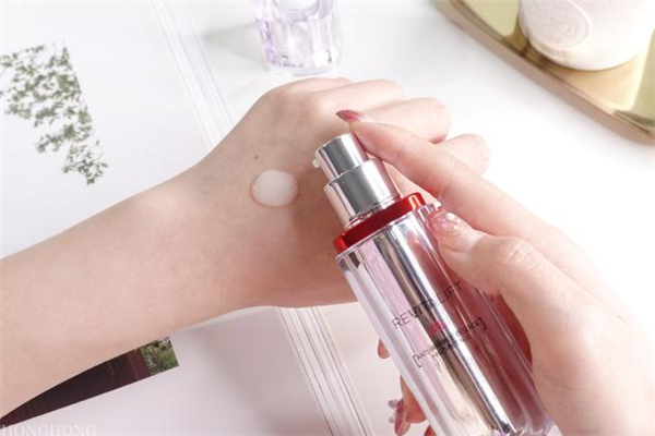 歐萊雅逆時瓶精華怎么樣 歐萊雅逆時瓶精華好用嗎 歐萊雅逆時瓶精華怎么樣 歐萊雅逆時瓶精華好用嗎