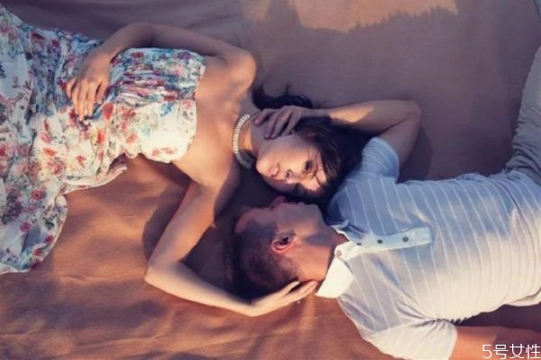 如何治離家出走的老公 男人回歸家庭后的感受 如何治離家出走的老公 男人回歸家庭后的感受