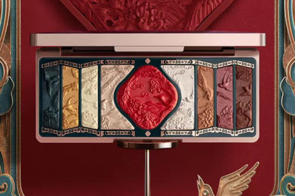 花西子百鳥朝鳳眼影盤好看嗎 花西子百鳥朝鳳眼影盤值得買嗎 花西子百鳥朝鳳眼影盤好看嗎 花西子百鳥朝鳳眼影盤值得買嗎